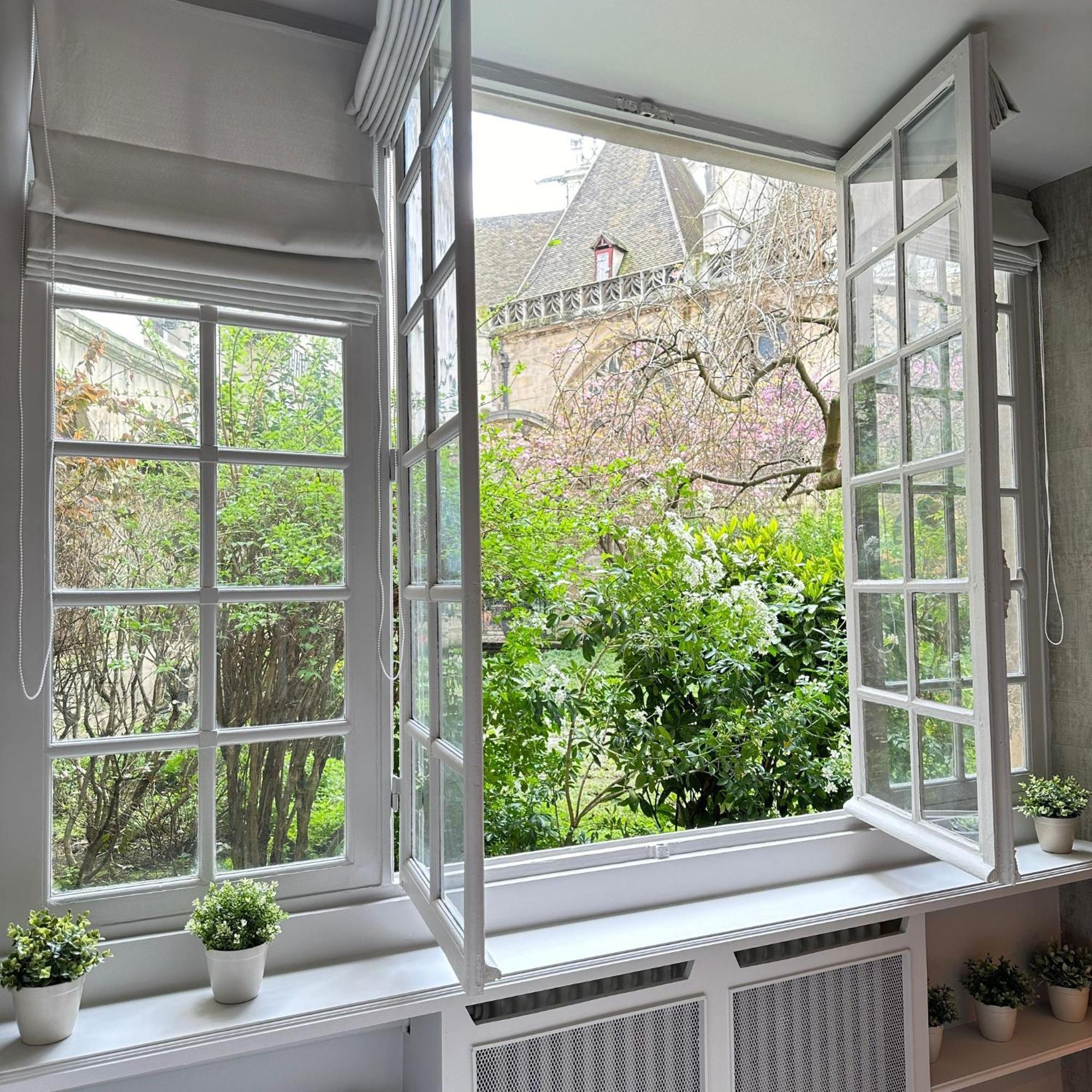 Appartement Saint-Gervais -The Stay Le Marais - Amazing High End Renovated Accommodation Hotel De Ville Parigi Esterno foto